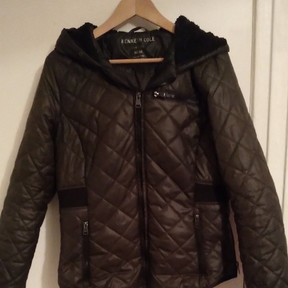 KENNETH COLE SPRING OLIVE JACKET VERY GOOD CONDITIONS SIZE M WITH PACKETS & H00D - Picture 2 of 3